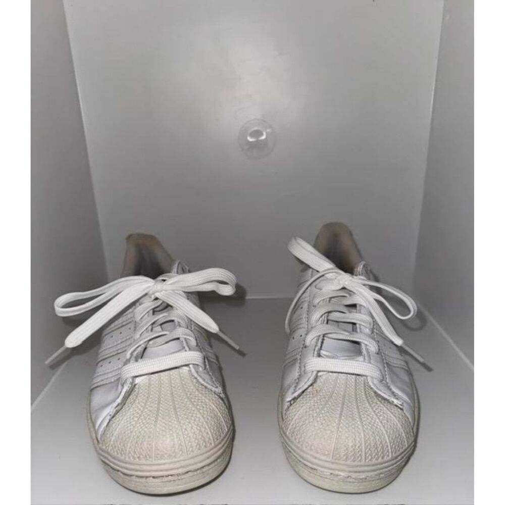 Adidas Superstar Sneakers | All White Shell Toe Classic Youth Size 4